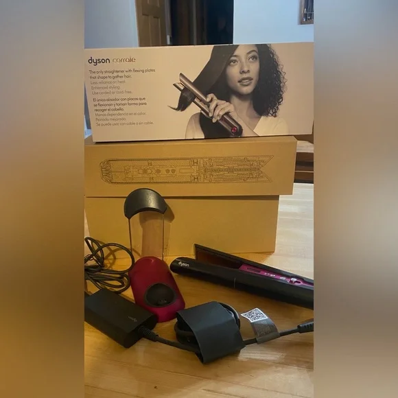Dyson Corrale Hair Straightener in Black and Magenta with box from Sephora - Picture 2 of 9